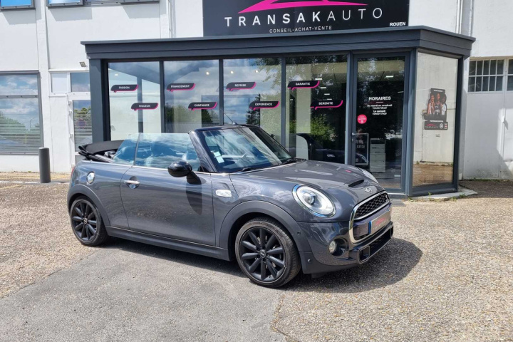 MINI CABRIOLET F57