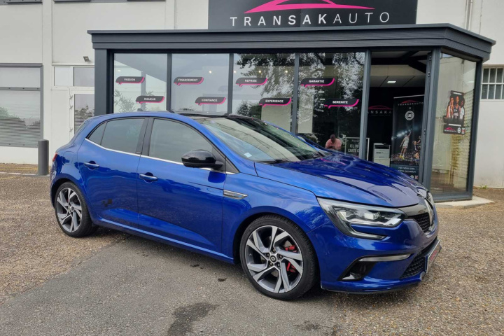 RENAULT MEGANE IV BERLINE